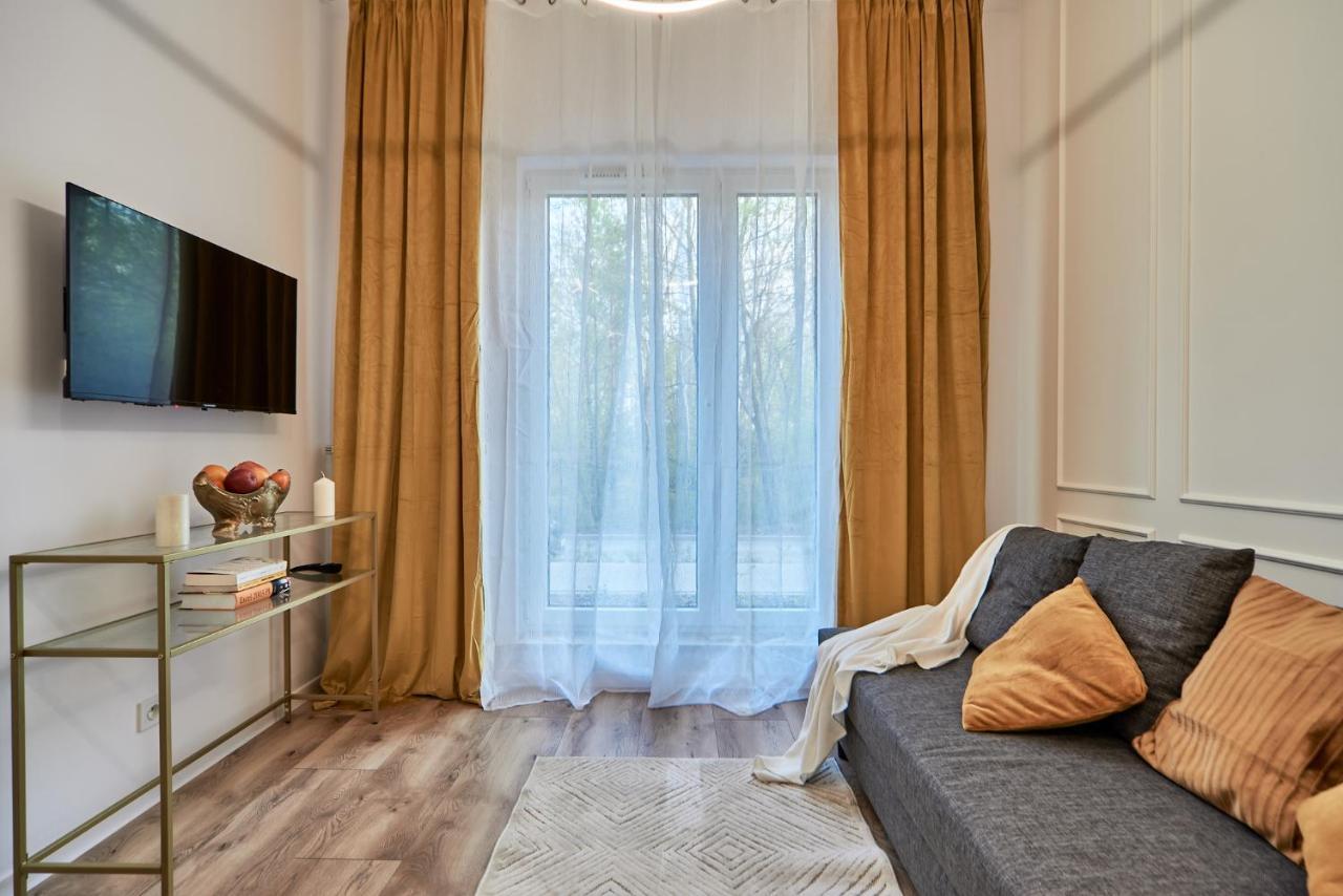 Superapart Marywilska 68B Warschau Exterior foto